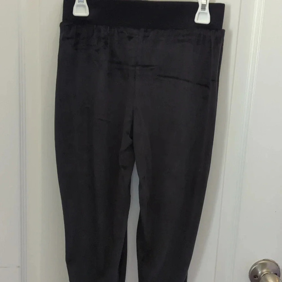 GIRLS champion velour hoodie and jogger set - Picture 7 of 8